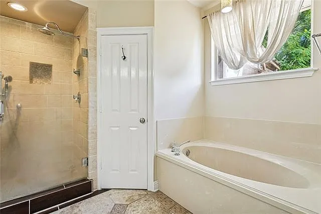 125 Leah Dr — Photo 12