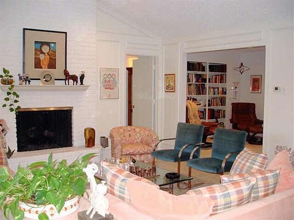 5th image of 7402 Arbor Oaks Dr