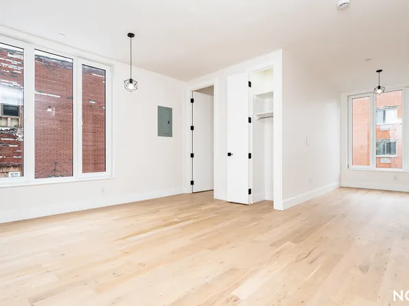 96 Moore Street image 1 of 18