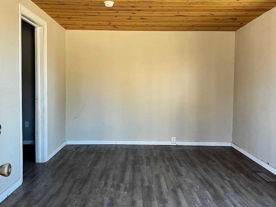 2nd image of 97 McKinley St