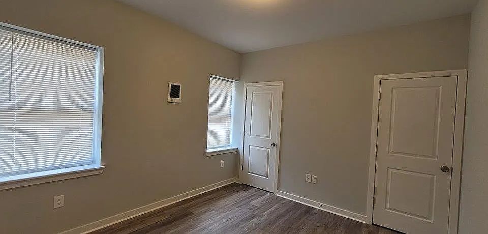1st image of 2128 N Woodstock St #2