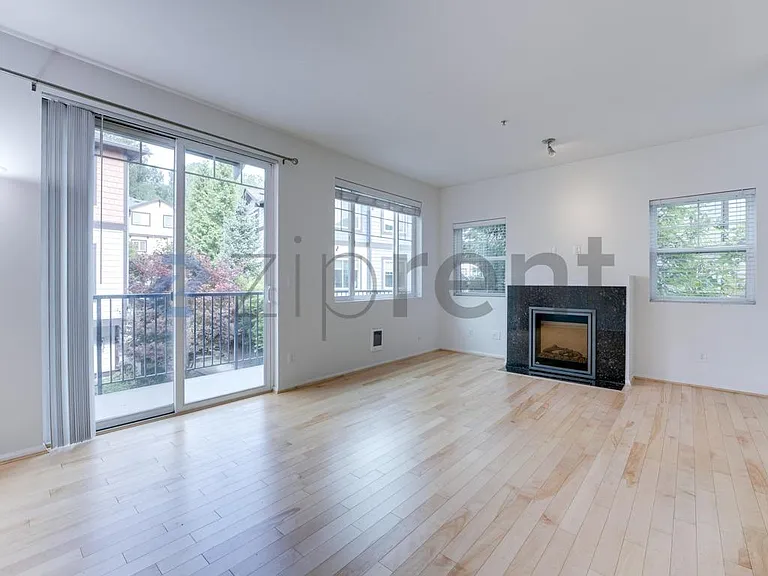 10351 156th Ln NE #101 — Photo 7