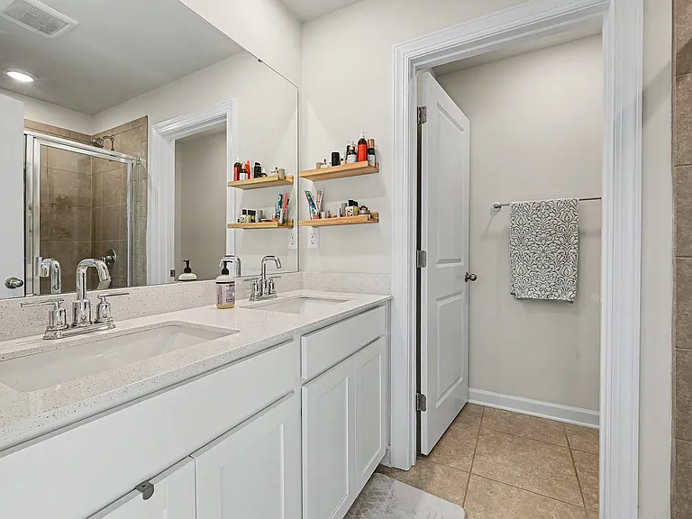 4012 Yucca Aly #1 — Photo 10