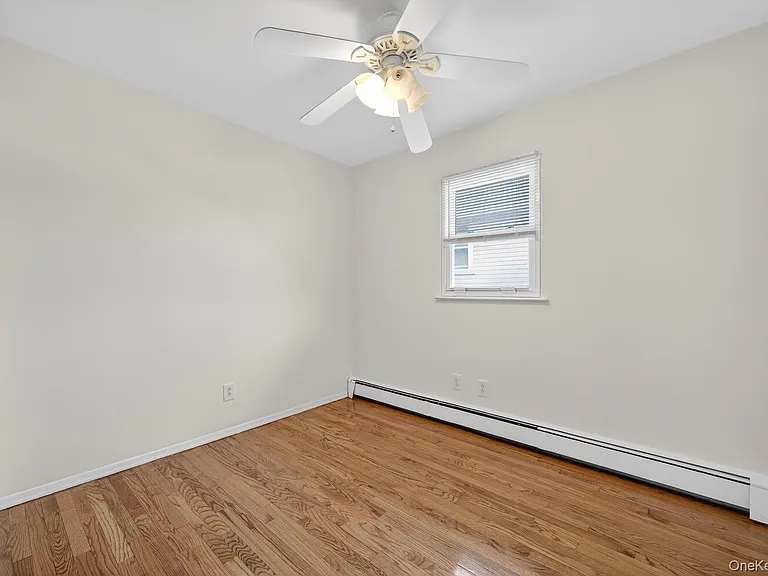 9 Bay Beach Ave — Photo 12
