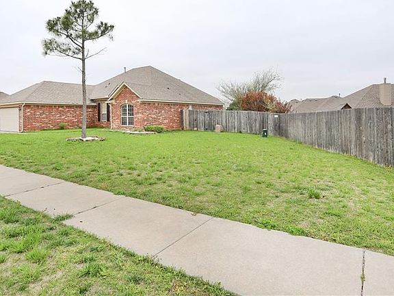 2nd image of 15915 Stone Meadows Dr