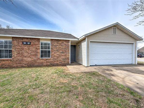 1667 N Boxley Ave, Fayetteville, AR 72704