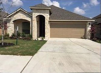 1st image of 124 Pecanwood Ct