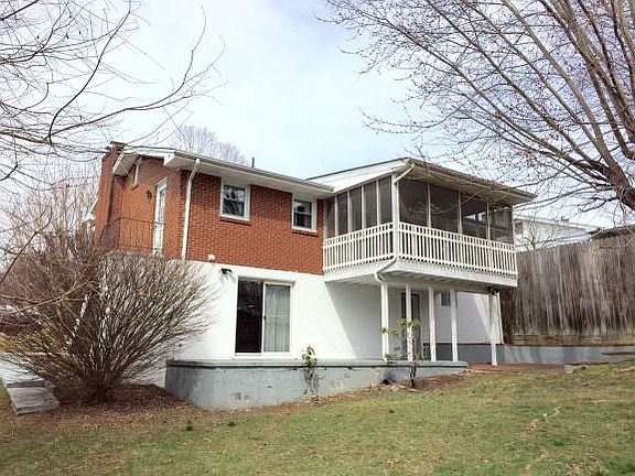 4th image of 433 Ventura Cir