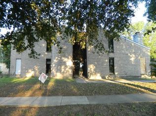 11018 Bob White Dr, Houston, TX 77096