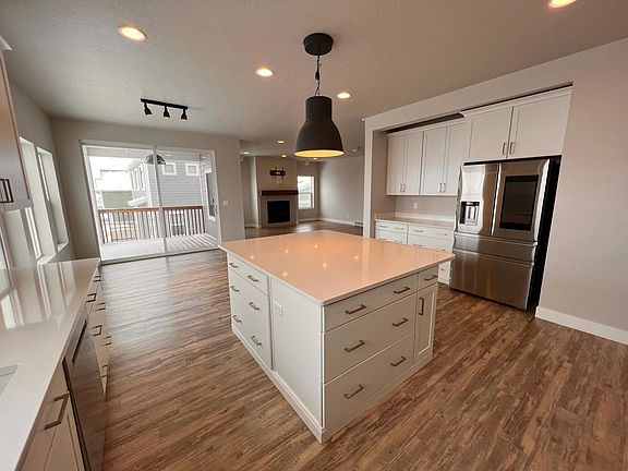 5th image of 2363 W Silver Fox Ln