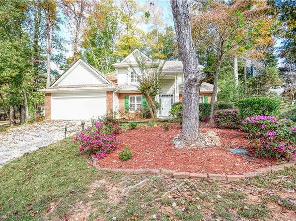 7156 Waters Edge Dr, Stone Mountain, GA 30087