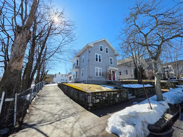  18 Highland St 2ndflr 4b/1b Updated Spacious! In-Unitlaundry Smpetok, 18 Highland St Floor 2, Pawtucket, RI 02860