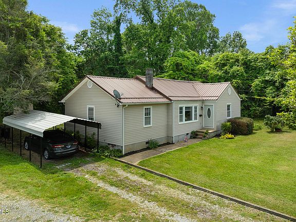 4th image of 137 Mountain View Dr