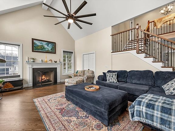 5th image of 39691 Orchard Bluff Ln