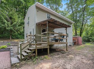 17570 Red Pine Dr, Kent City, MI 49330