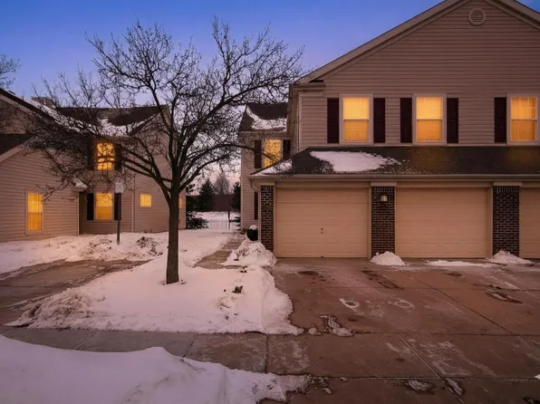 291 Victoria Dr, Dexter, MI 48130