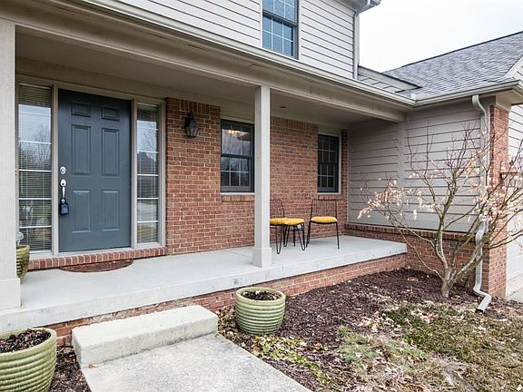 4th image of 891 Fairway Park Dr
