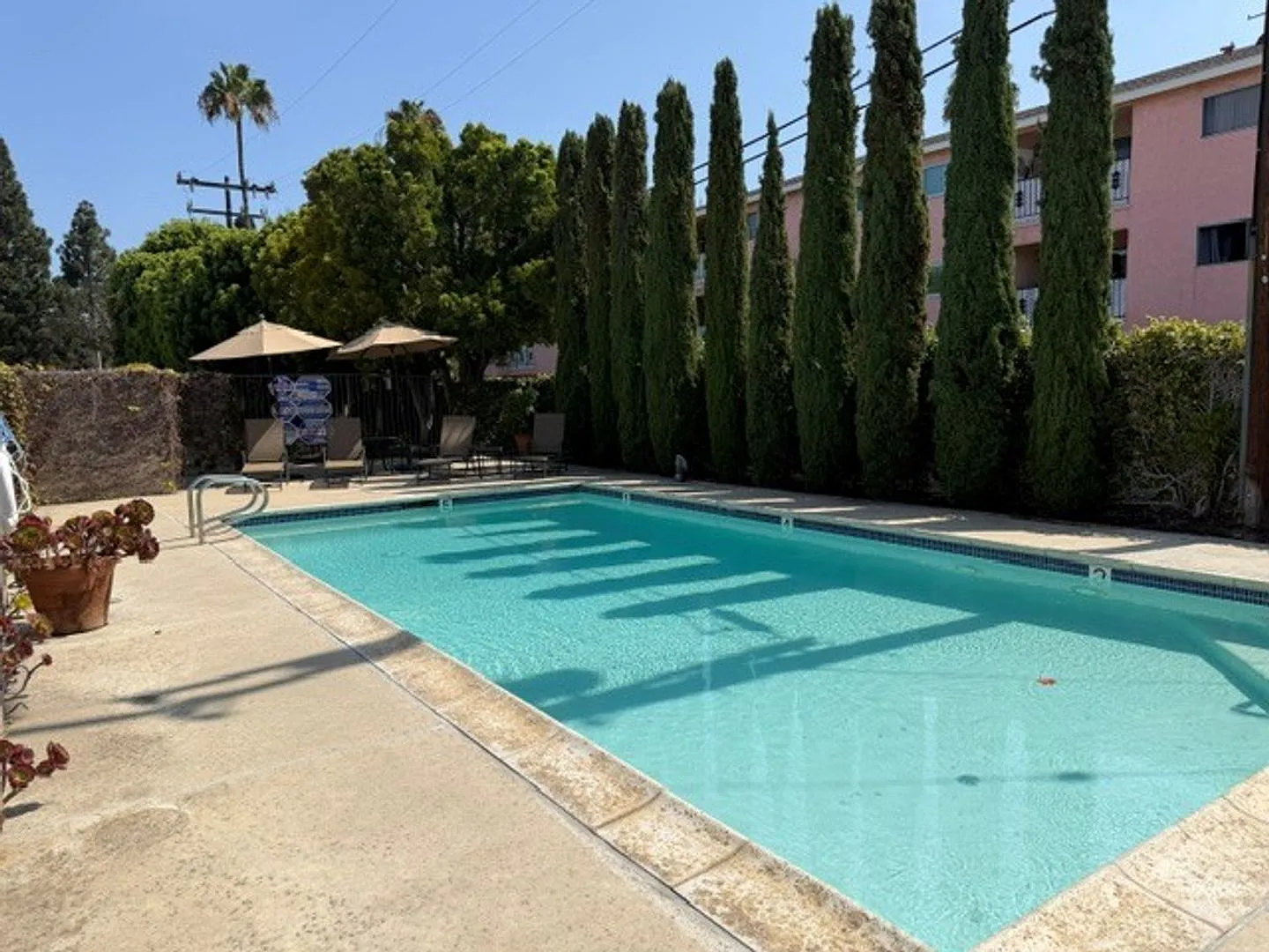 Victoria Court: 3 Bedroom 2.5 Bath Attached Townhouse, — Photo 4