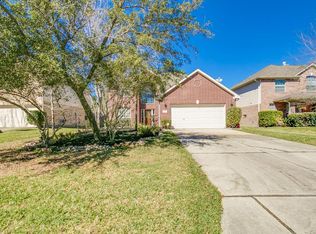 63 Genesee Ridge Dr, Conroe, TX 77385
