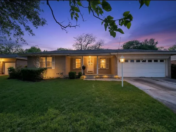 3458 Cimmaron Trl, Fort Worth, TX 76116