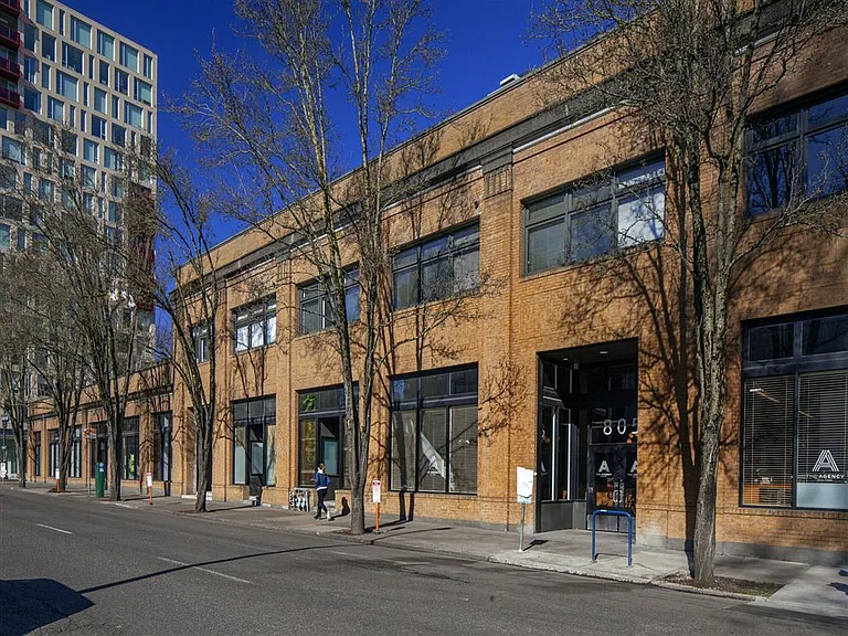 Honeyman Hardware Lofts — Photo 20