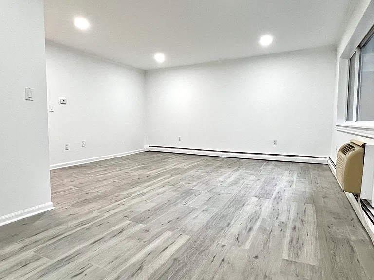 209 Flax Hill Rd #32 — Photo 6