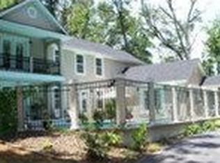 219 Villa Ray Dr, Radcliff, KY 40160