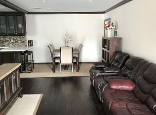 6915 Longridge Ave, North Hollywood, CA 91605