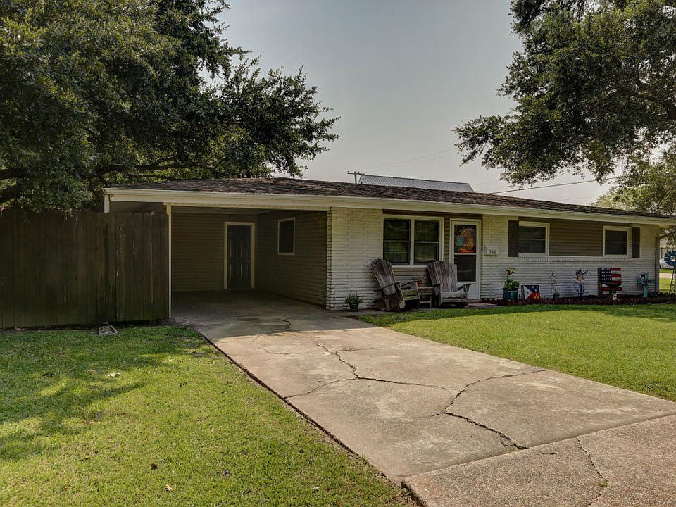 1st image of 1006 Angers St