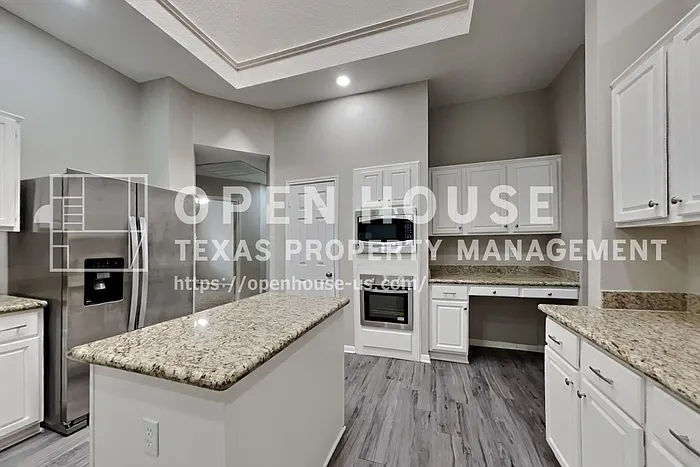 17111 Cradle Cove Ct — Photo 5