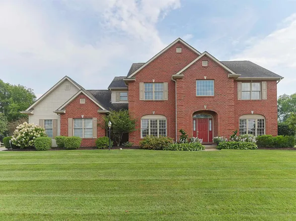 14256 Parkridge Dr, Granger, IN 46530