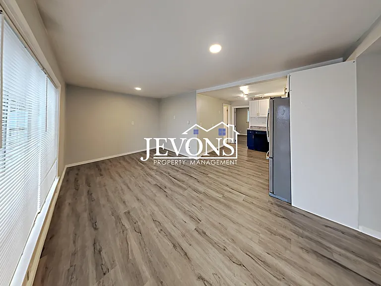 3303 S Ainsworth Ave #A — Photo 6
