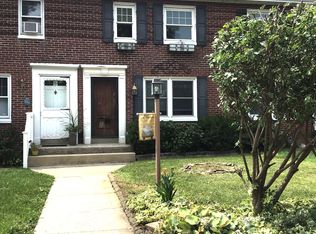 30 Hershey Ave, Lancaster, PA 17603