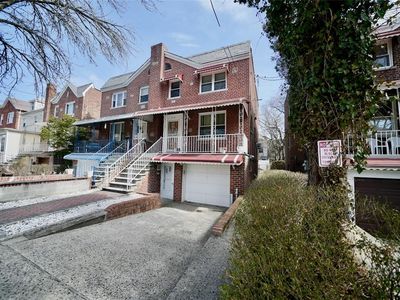 2114 Tomlinson Avenue, Bronx, NY, 10461