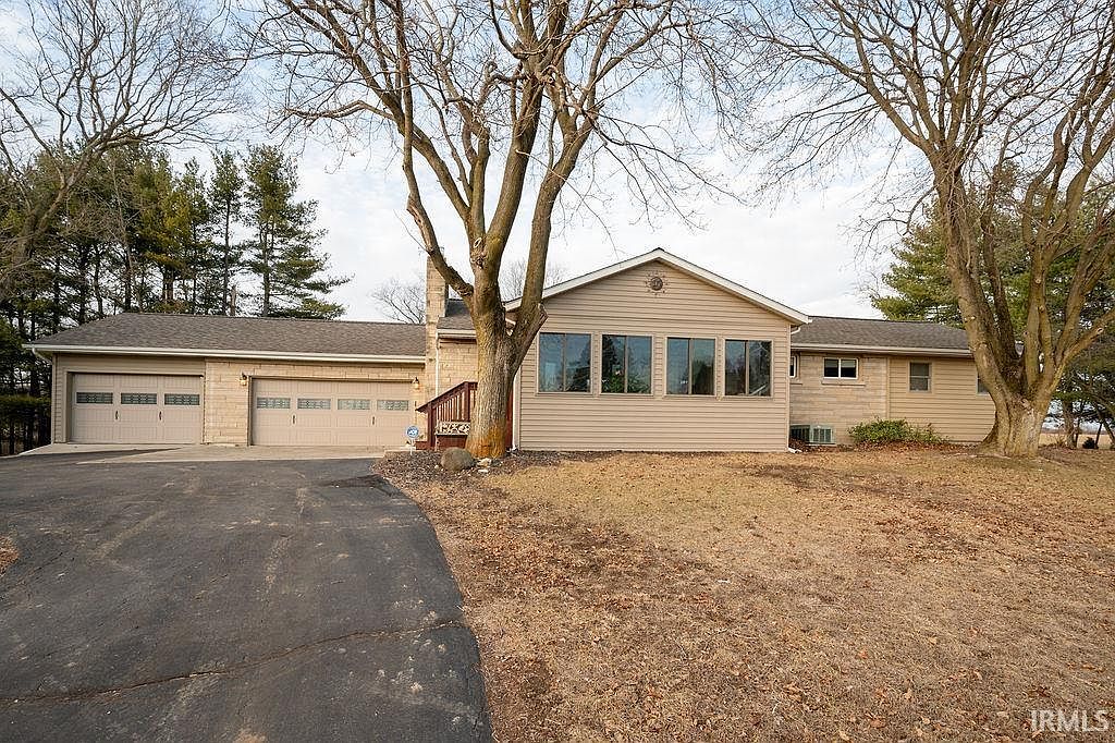 7768 E Blue Star Hwy, Andrews, IN 46702 | Zillow