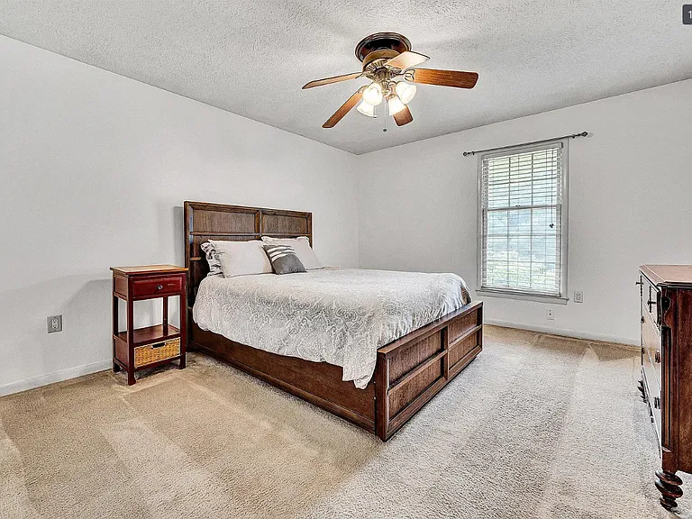 5260 Crossbow Cir #9 — Photo 16