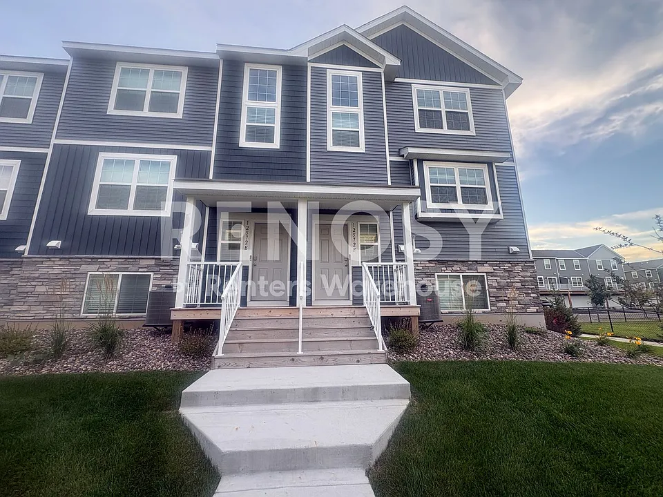 12572 Guadalcanal Cir NE #F