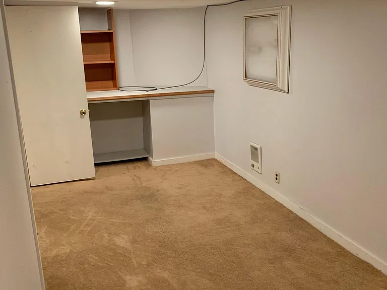 2611B Westwood Dr #B — Photo 8