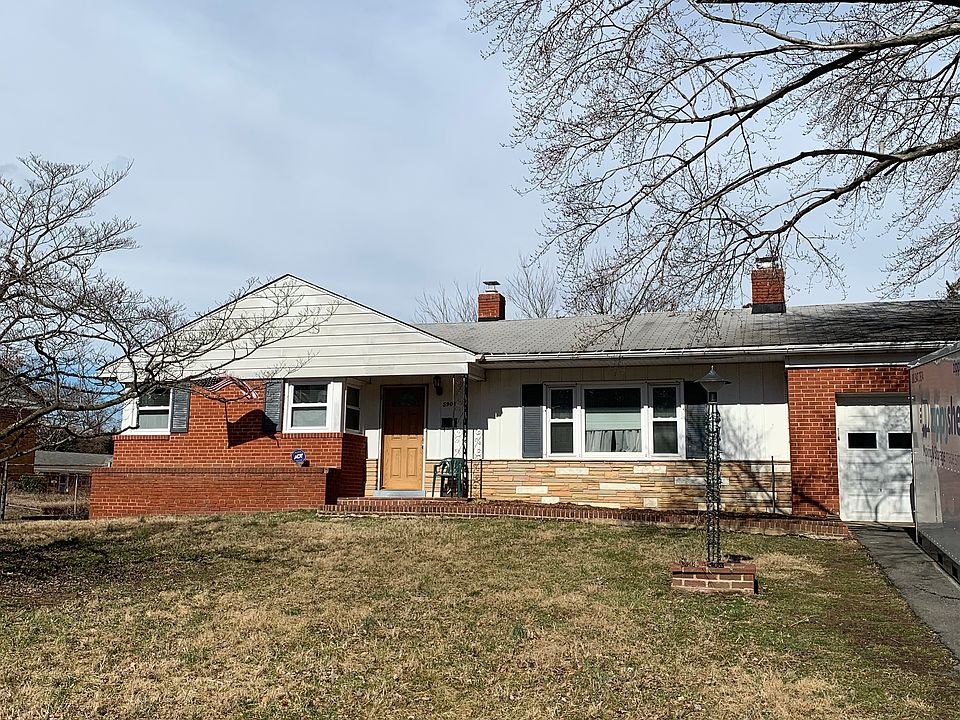 2nd image of 5904 Boston Dr