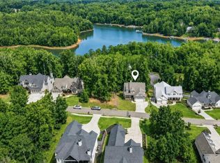 7465 Crestline Dr, Dawsonville, GA 30534
