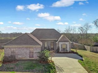 151 Rhodes Ln, Canton, MS 39046