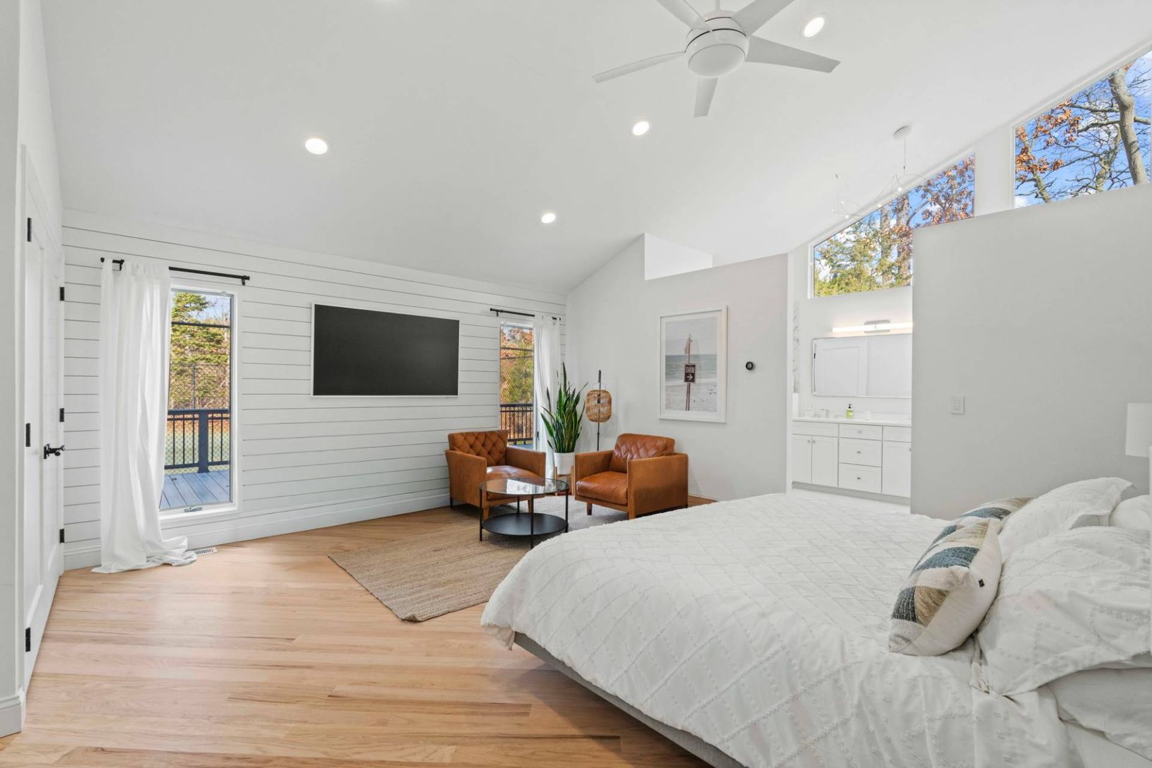 Spacious and private ensuite with high ceilings