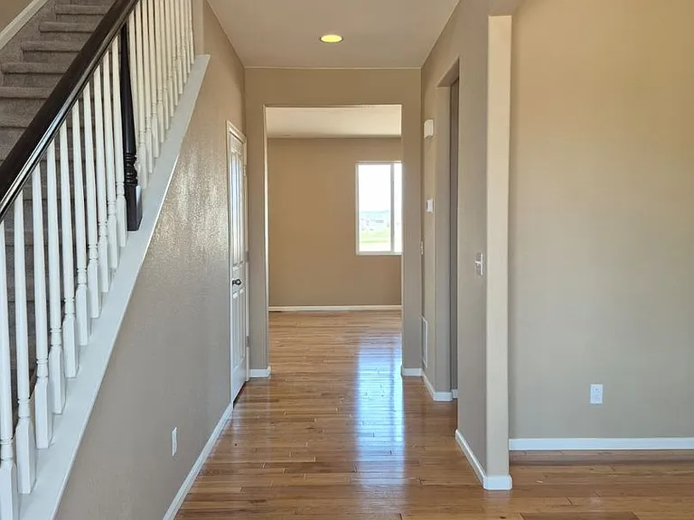 7176 Mountain Spruce Dr — Photo 2