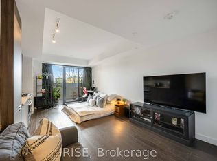 160 Kingsway Cres #416, Toronto, ON M8X2R6