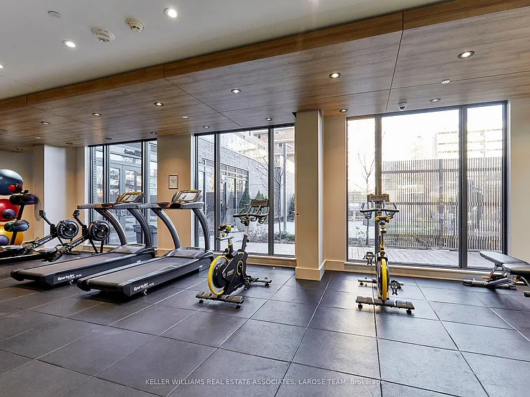 21 Park St E #603 — Photo 38