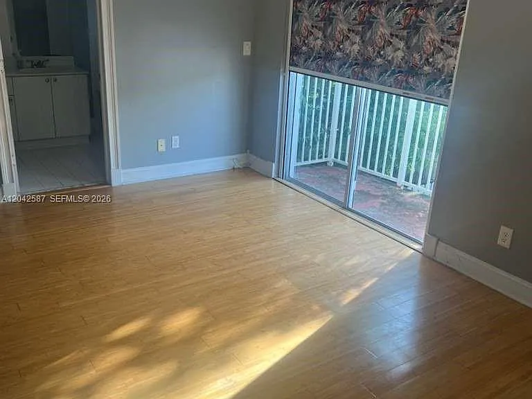 2825 SW 127th Way — Photo 9