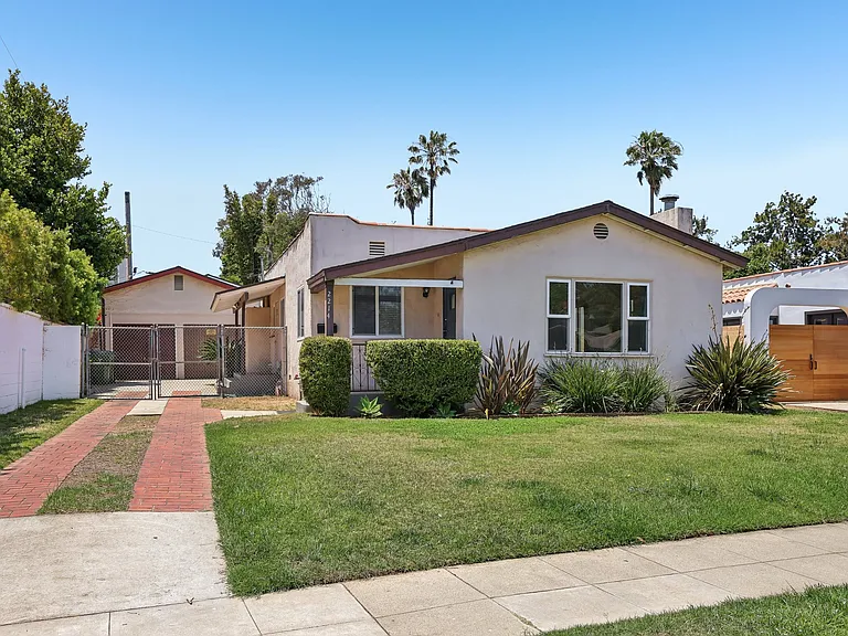 2214 Euclid St — Photo 27