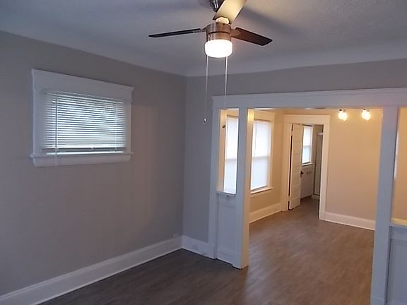 4th image of 1537 Coutant Ave