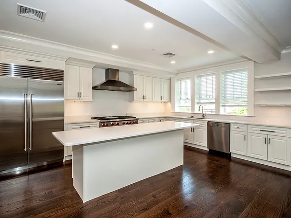 18 Alton Pl, Brookline, MA