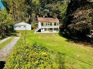 299 Stone Quarry Rd, Monaca, PA 15061